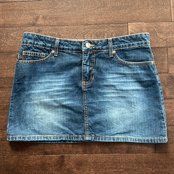 Bebe Y2K Tulip Pocket Denim Mini Skirt Vintage S - Picture 1 of 9